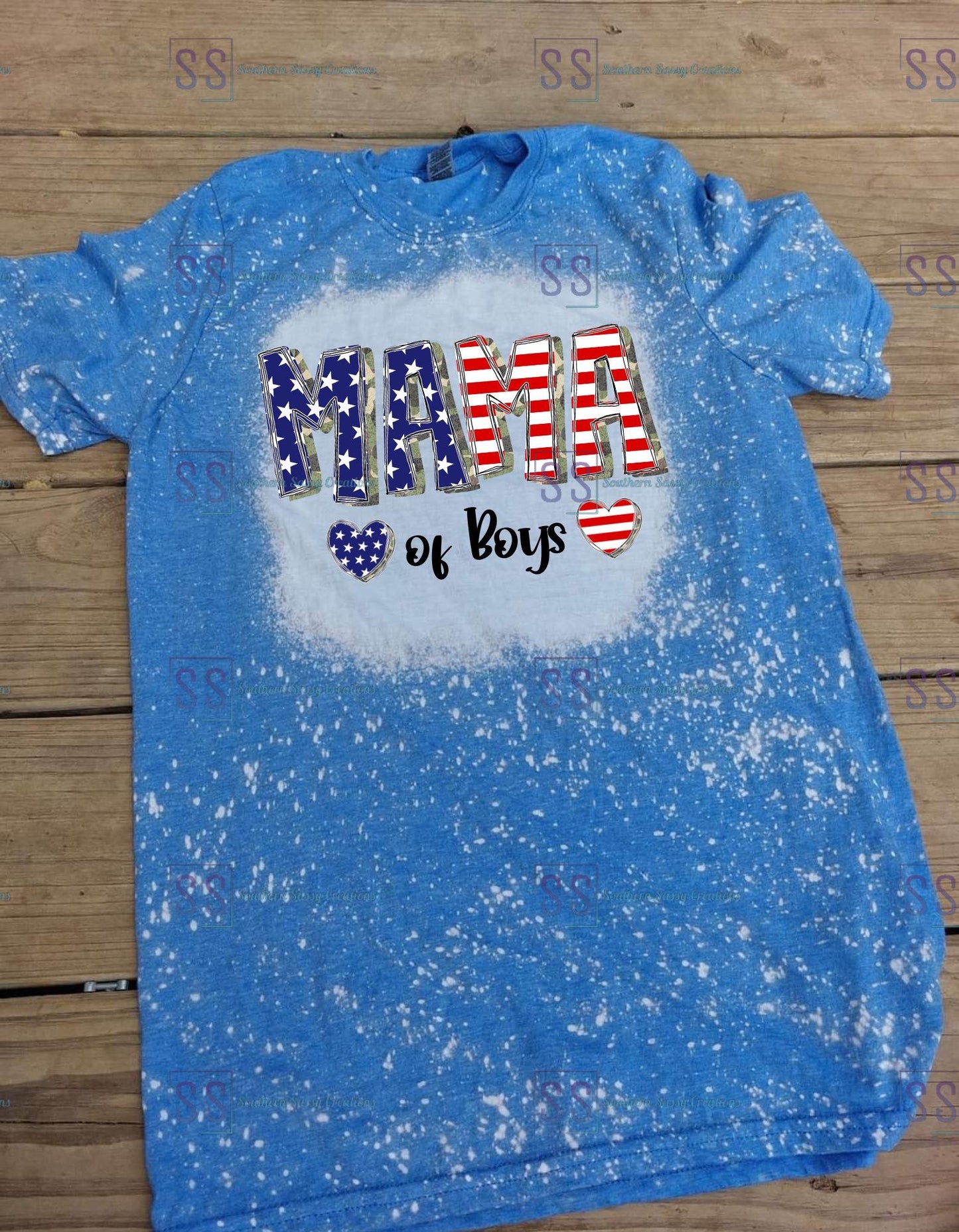 Red white and blue mama T-shirt